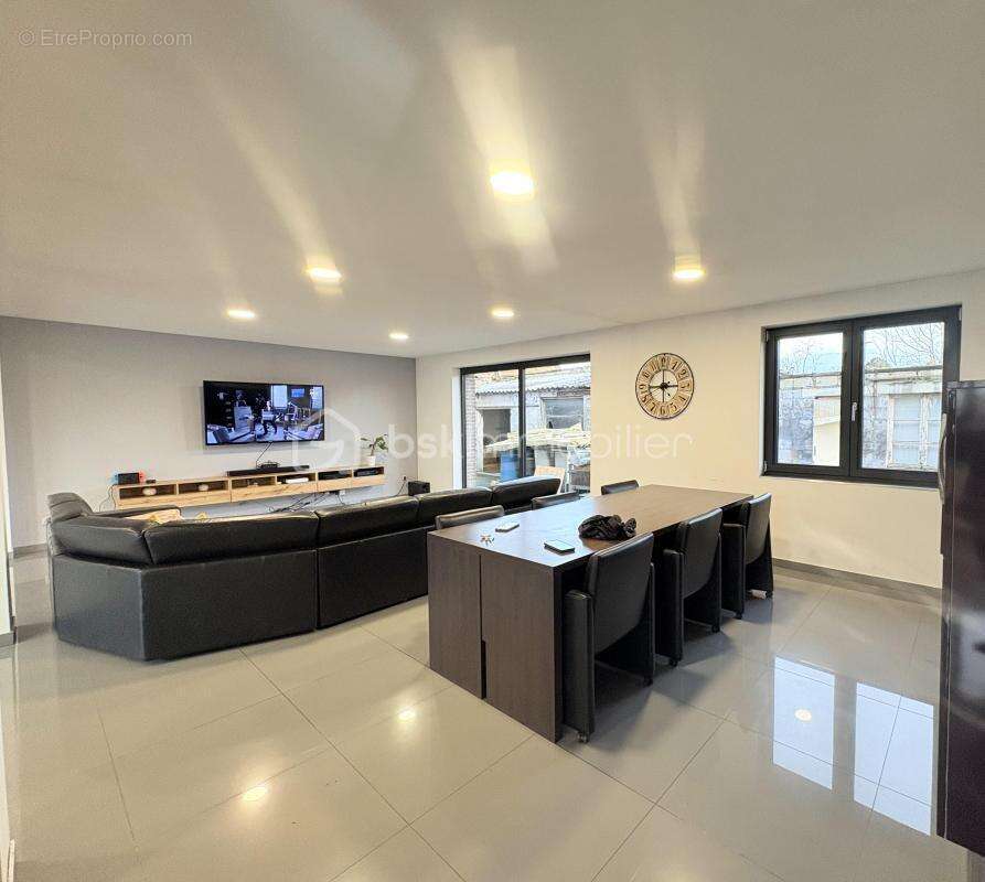 Maison à PECQUENCOURT