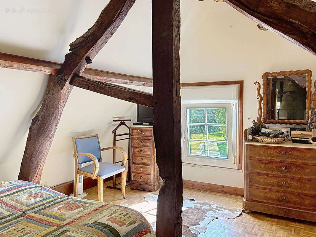 Maison à CASTILLON-EN-AUGE