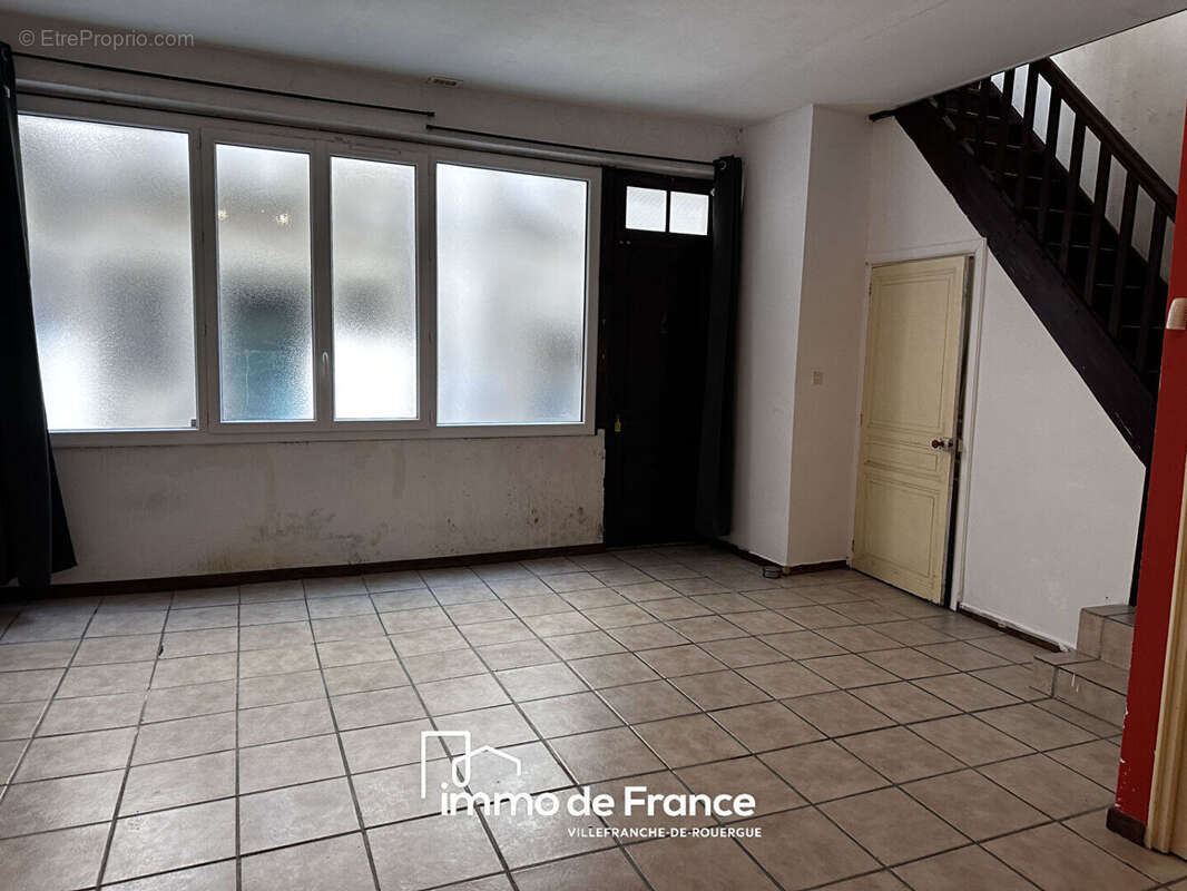 Maison de ville rénovée 100 m² habitables 2 chambres, possible 3 - photo 4