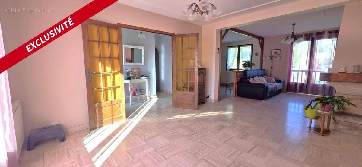 Maison à BAGUER-MORVAN