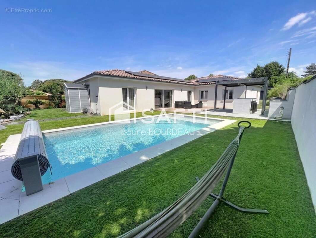 Photo 2 - Maison à MONTBERON