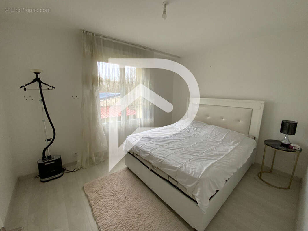 Maison à LEVIS-SAINT-NOM