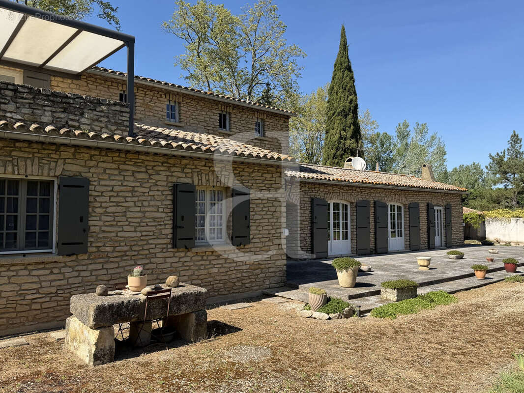 Maison à PLAN-D'ORGON