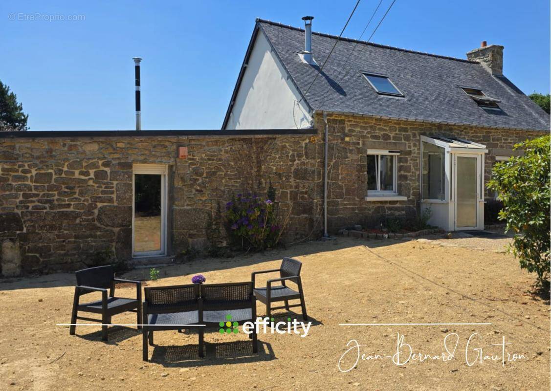 Maison à PLESIDY