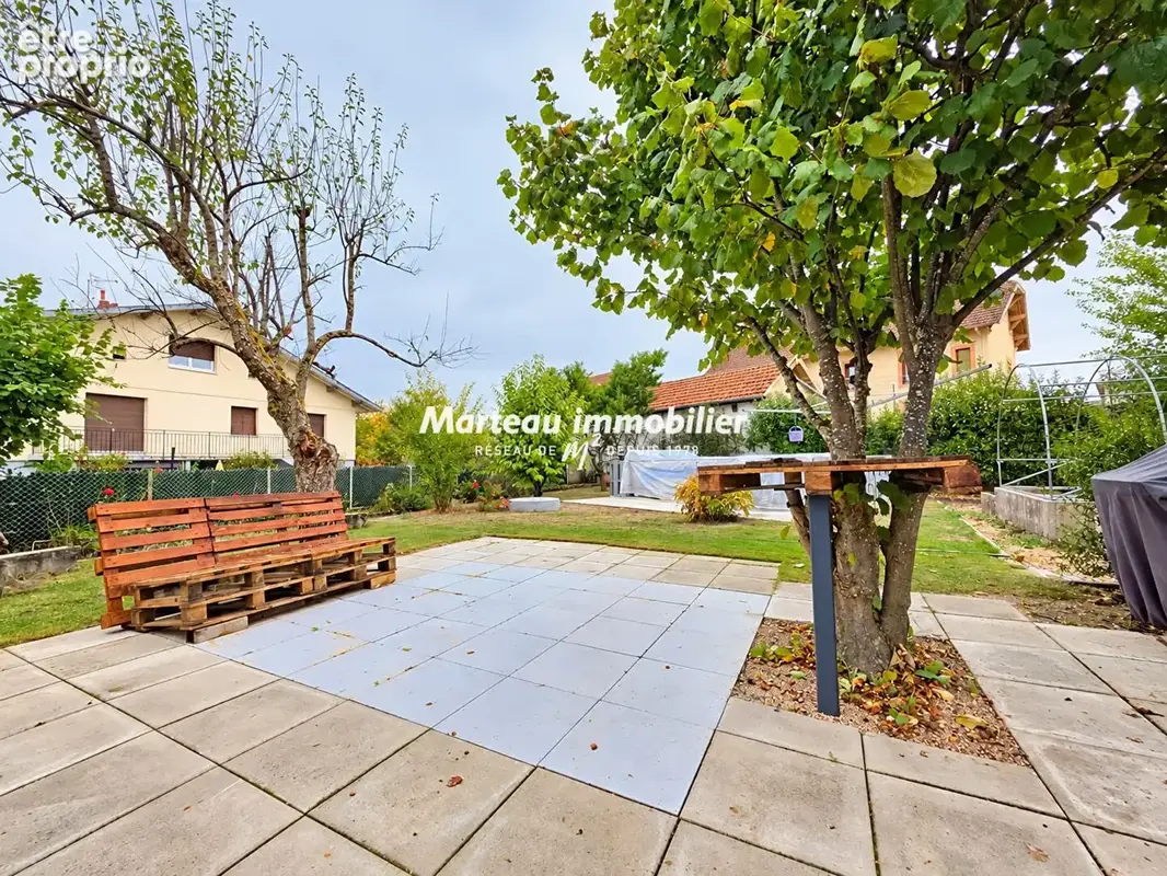 À VENDRE ? Belle maison individuelle de 144 m² avec double garage et jardin clôturé - photo 7