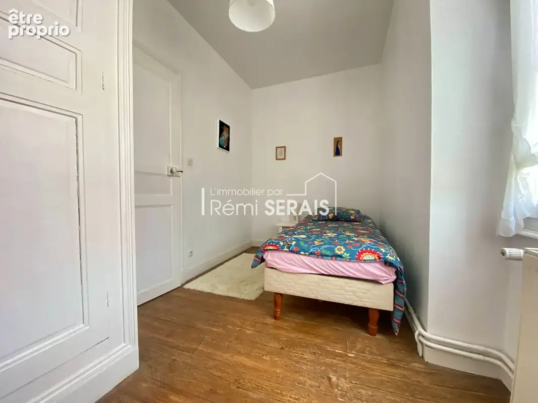 Propriété de caractère avec dépendances à vendre - photo 11