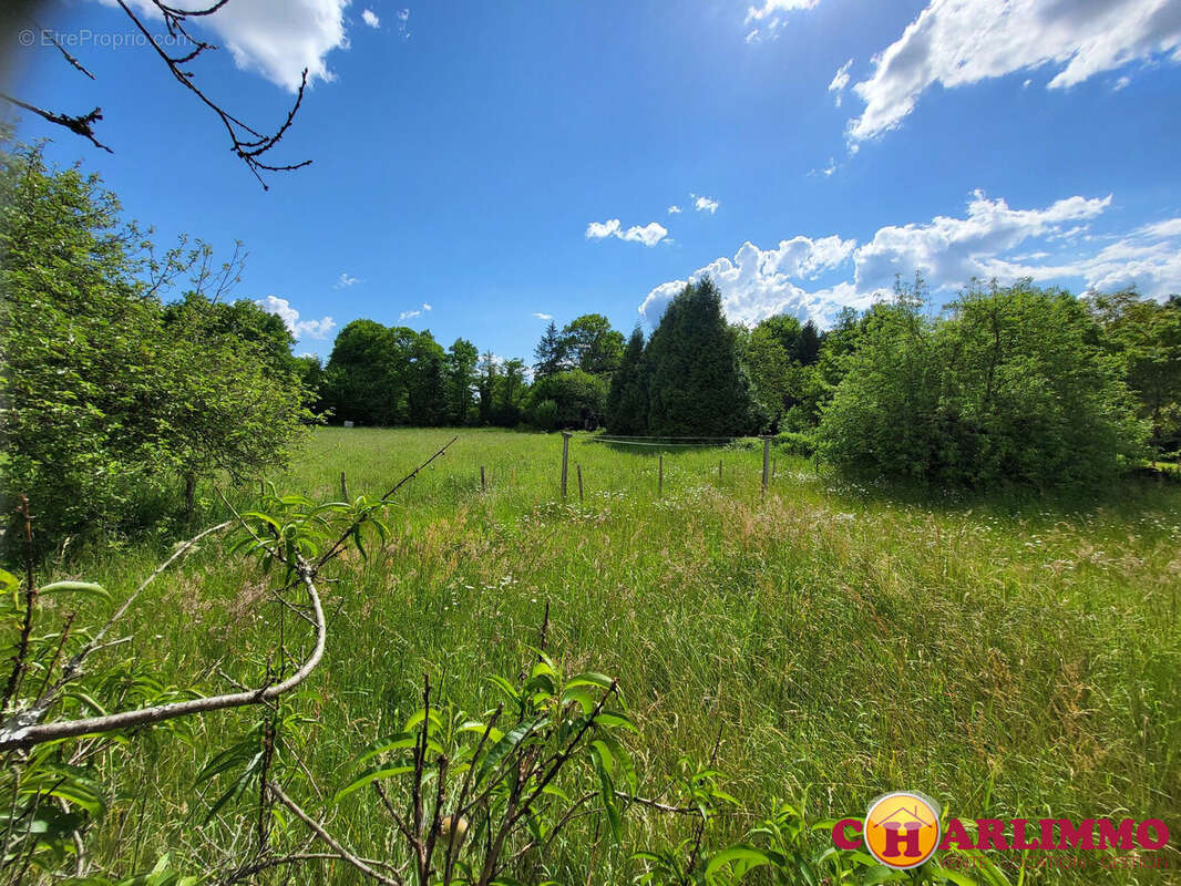 Maison à SAINT-JUNIEN