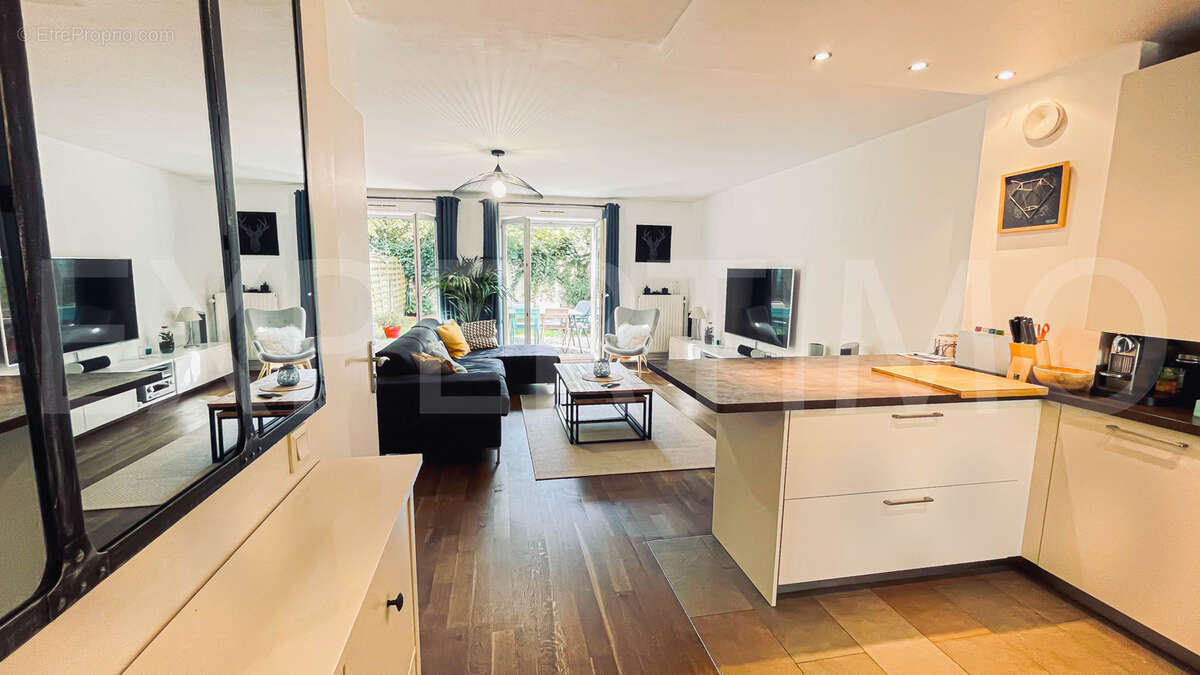 Maison à NANTERRE