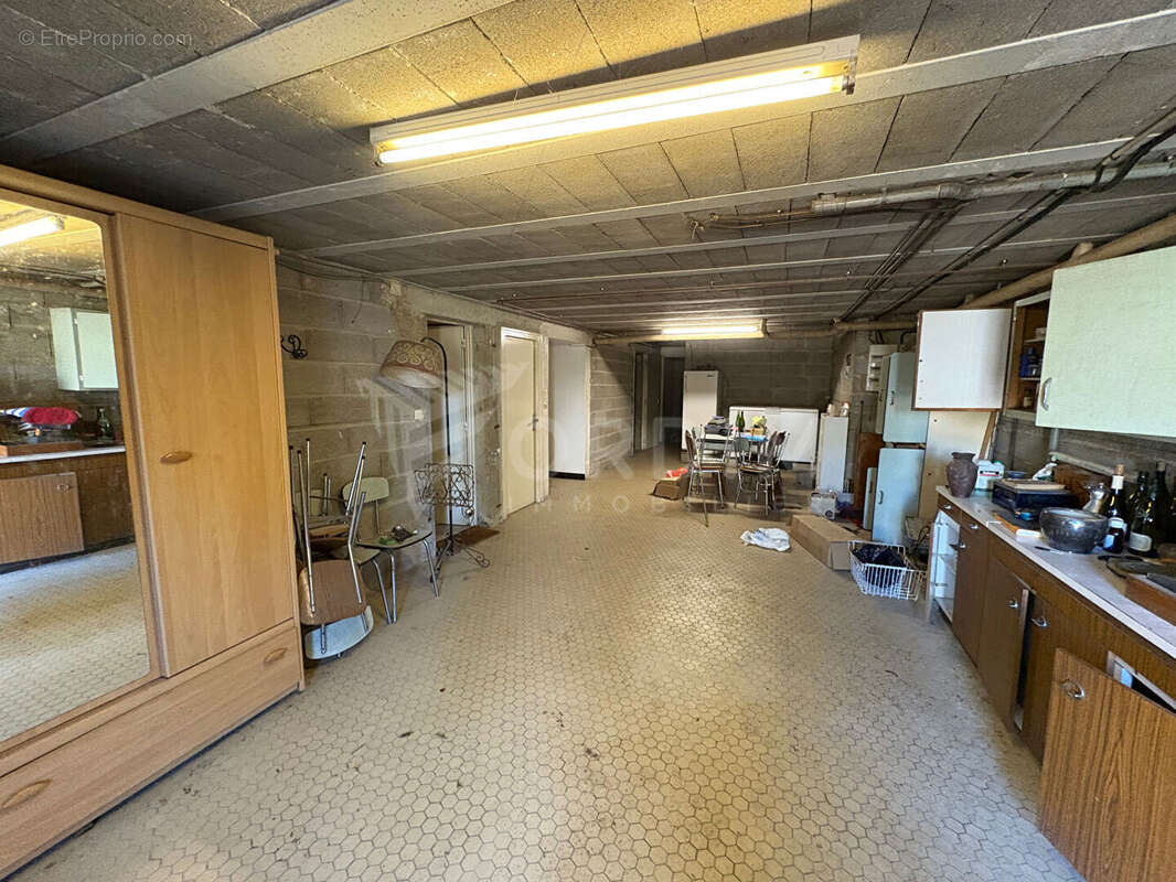 Maison à POILLY-SUR-SEREIN