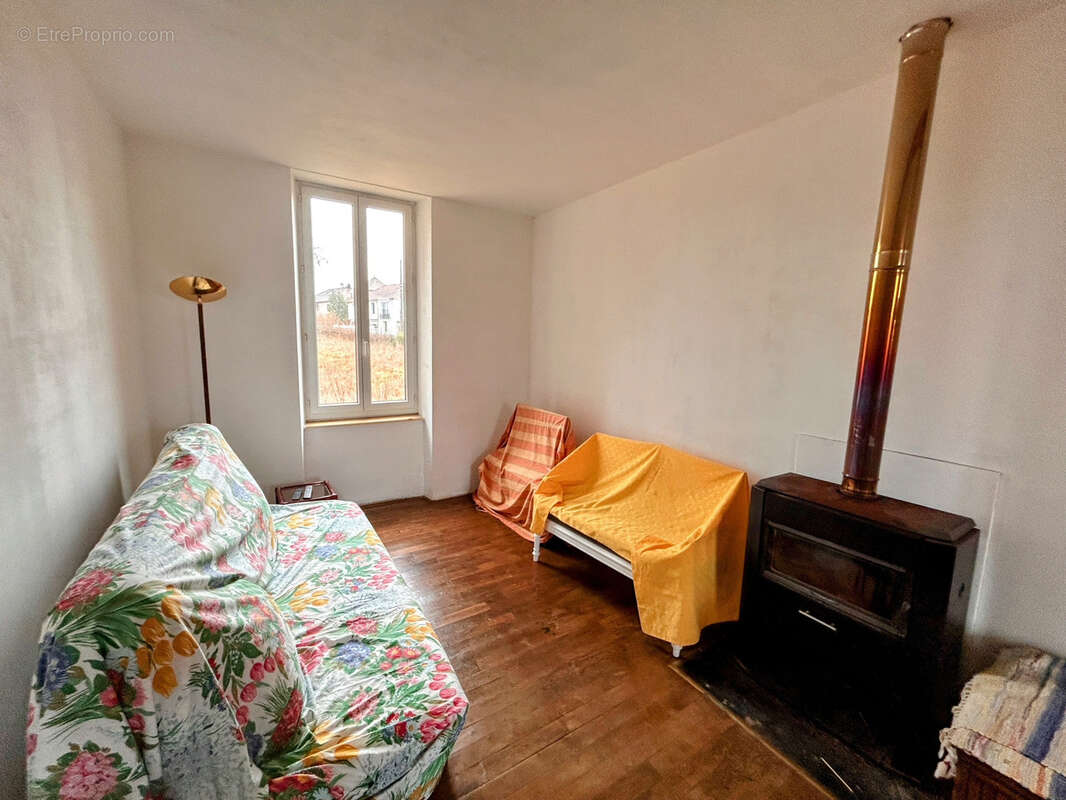 Maison à MERLINES