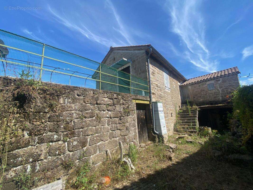 Maison à PAYZAC