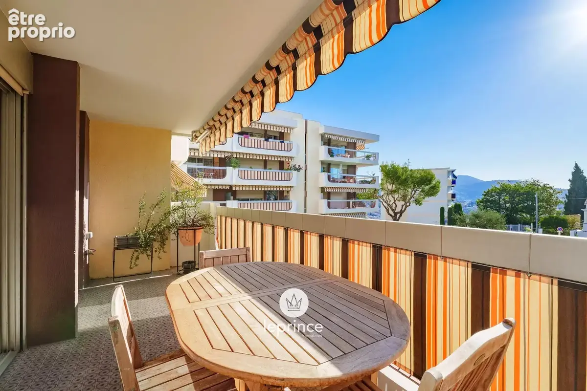 Nice Pessicart : 3 Pièces - Terrasses - Garage et cave. - photo 2