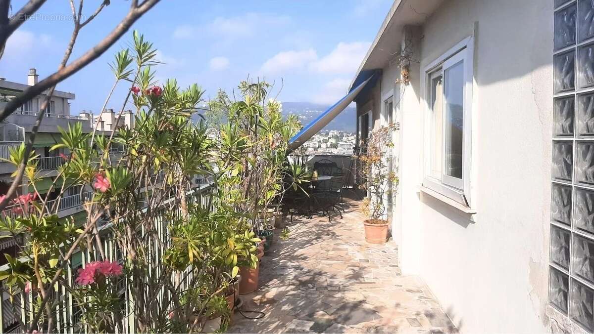 Appartement à NICE