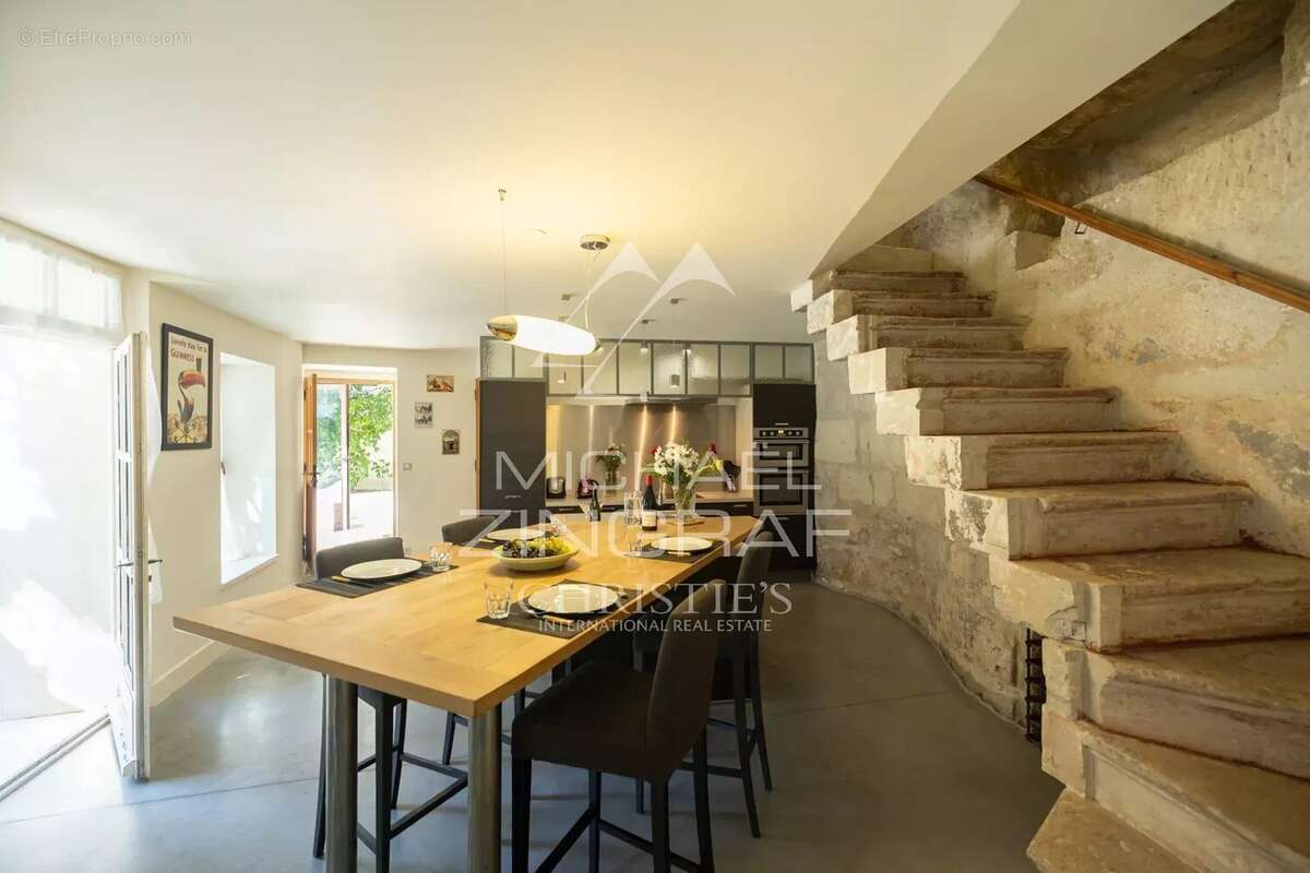 Maison à SAINT-REMY-DE-PROVENCE