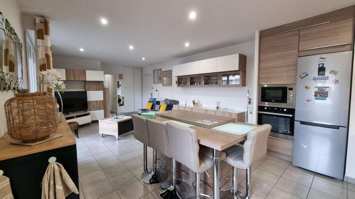 Appartement 64 m² à Roques  - photo 2