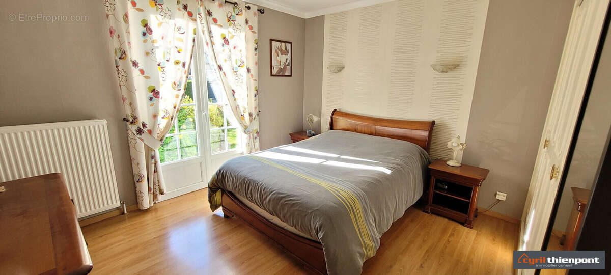 Maison à MAREUIL-CAUBERT