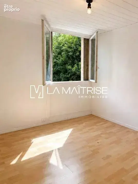 Appartement à MARSEILLE-15E