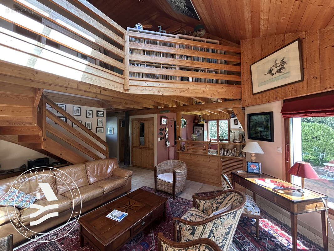 Maison à SAINT-PHILIBERT