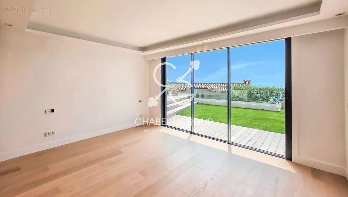 Maison à ROQUEBRUNE-CAP-MARTIN