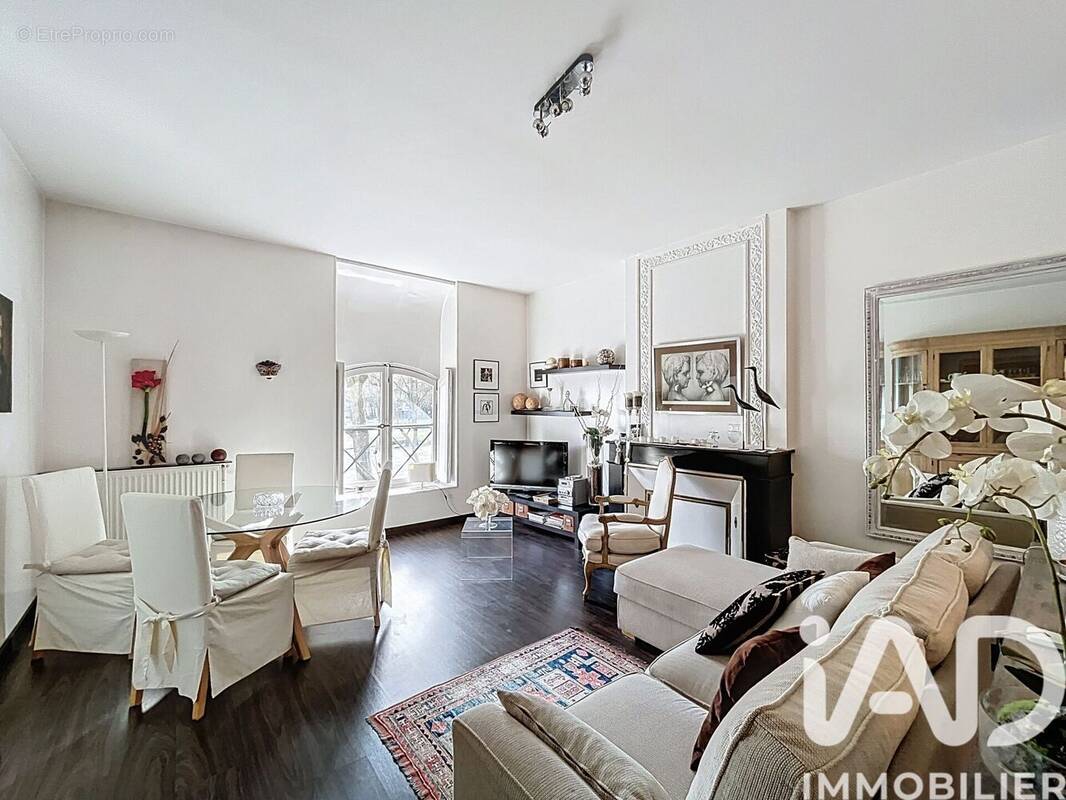 Photo 1 - Appartement à BORDEAUX