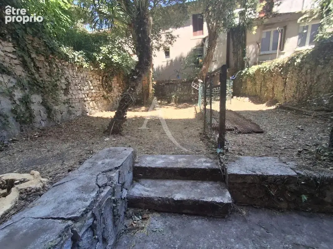BEDARIEUX immeuble de caractère avec jardin - photo 2