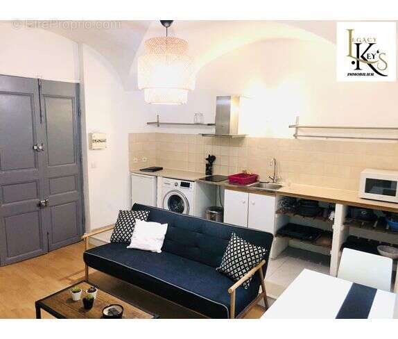 Appartement 37 m² à Nimes  - photo 2