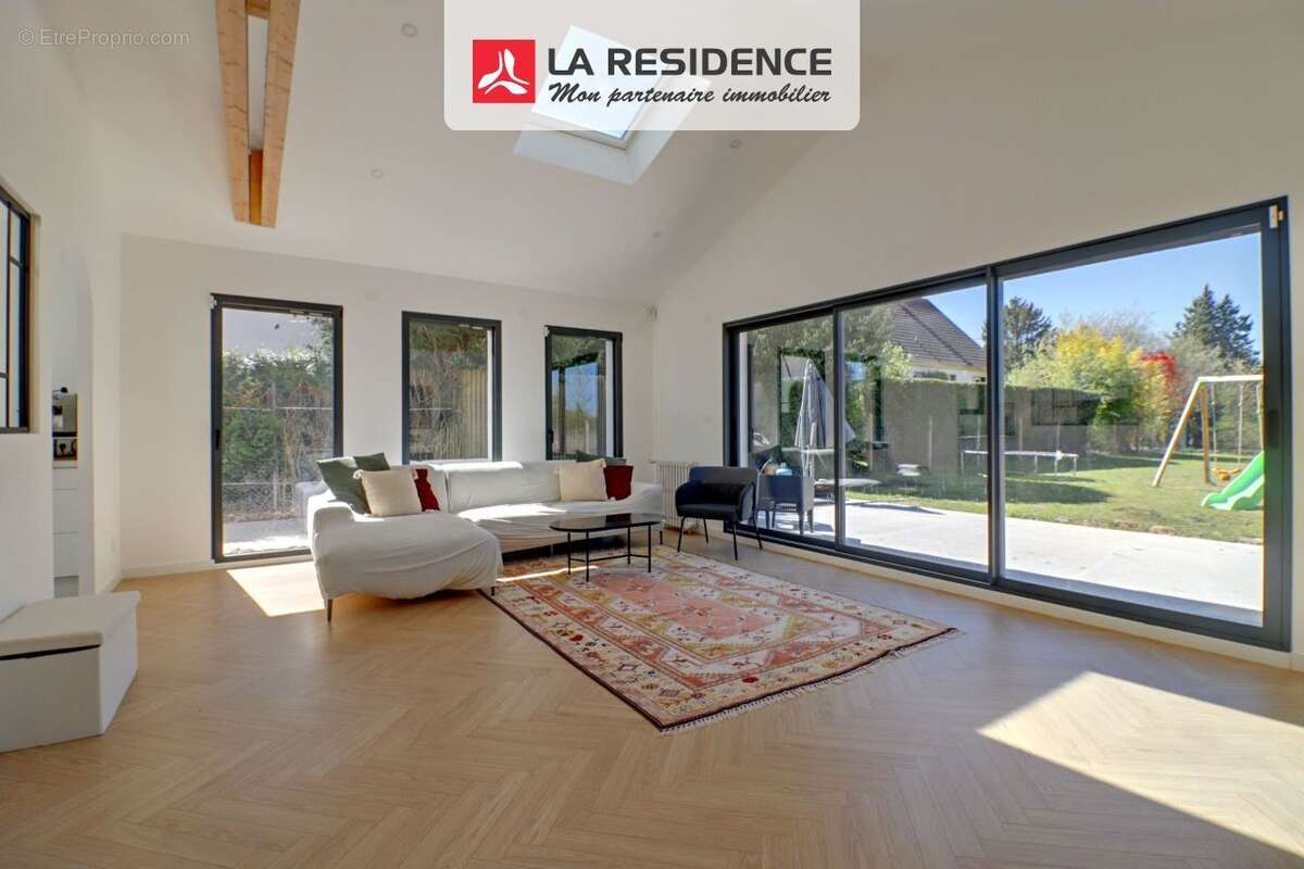 Maison à LES ALLUETS-LE-ROI