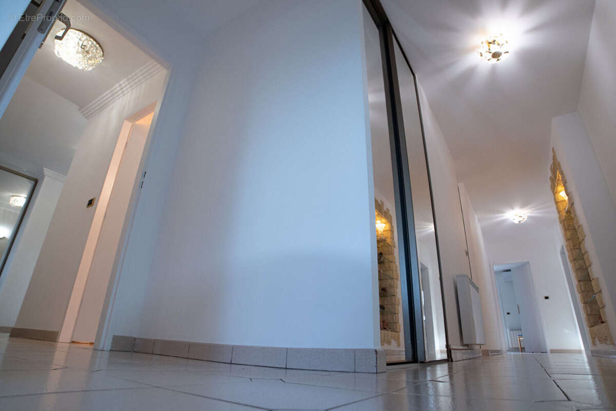 Appartement à FERNEY-VOLTAIRE