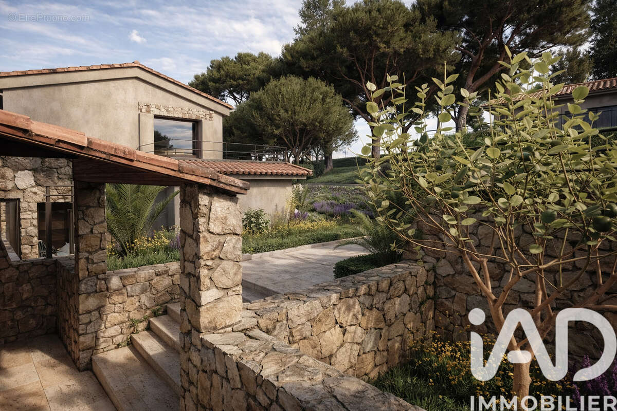 Photo 2 - Appartement à GRIMAUD