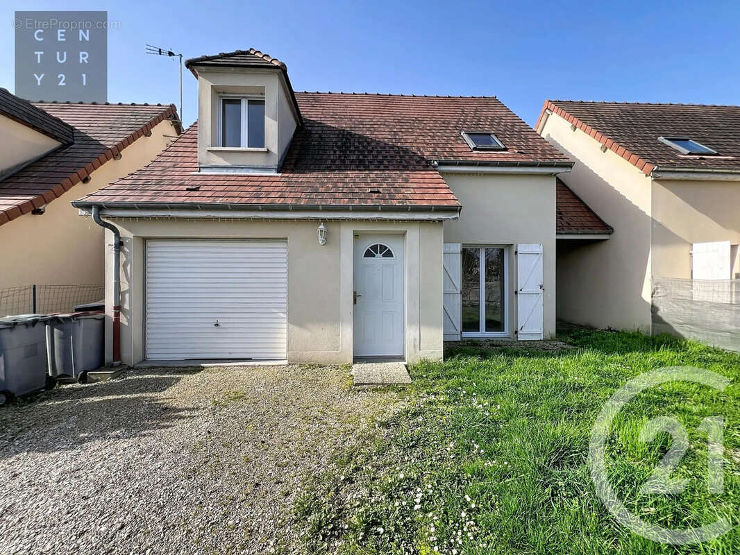 Maison à SAINT-ANDRE-LES-VERGERS