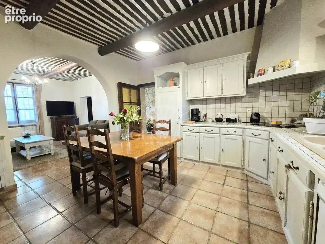 Mas en campagne avec dépendances et hangar agricole de 350 m² - terrain 3,5 hectares - Cavaillon - photo 7