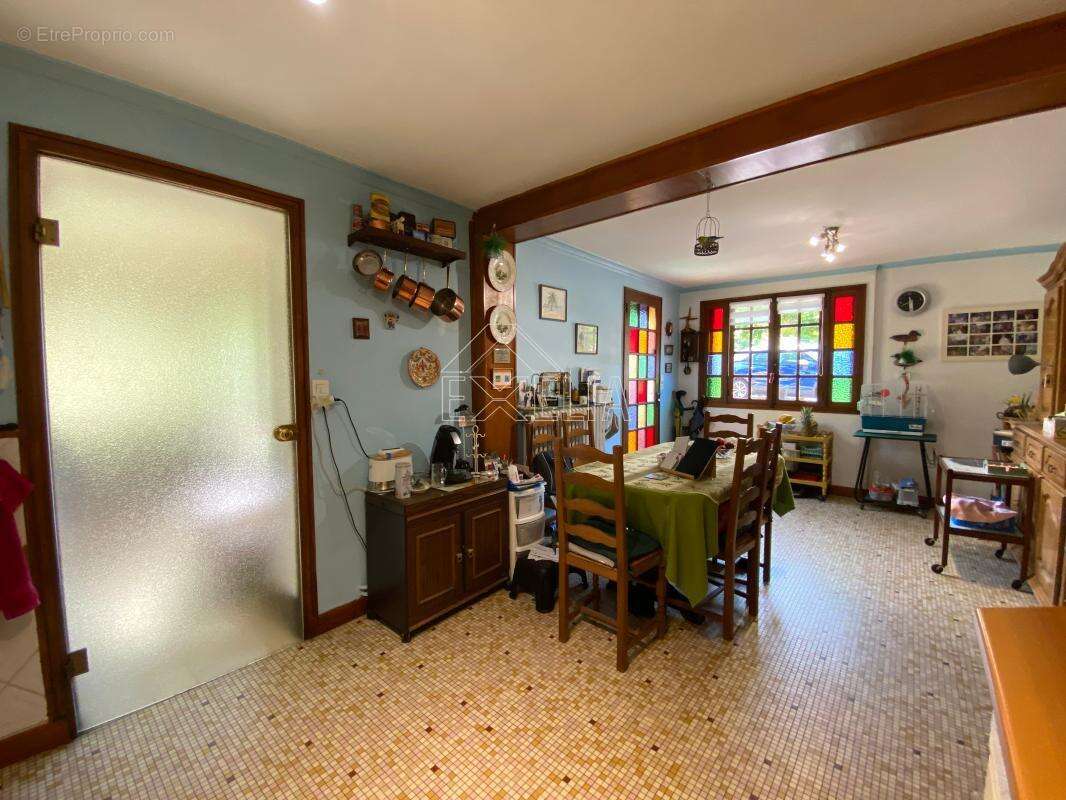 Maison à BONNIERES-SUR-SEINE