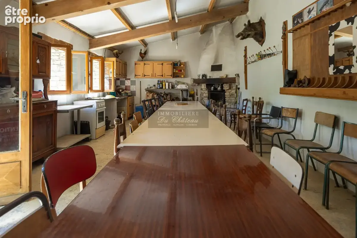 En exclusivité  Domaine d'exception à rénover  Gordes - photo 14