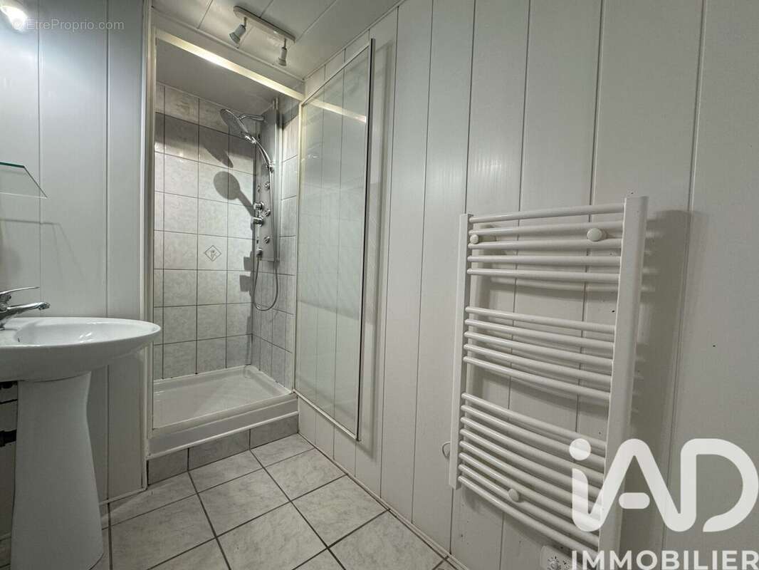 Maison 71 m² à Trizay-Les-Bonneval  - photo 5