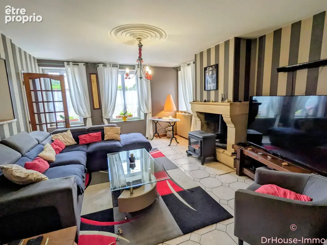 Maison 229 m² à Le Molay-Littry  - photo 6
