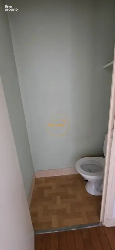 À deux pas de la gare et du centre-ville de Beaugency   Appartement F2 avec garage et cave - photo 6