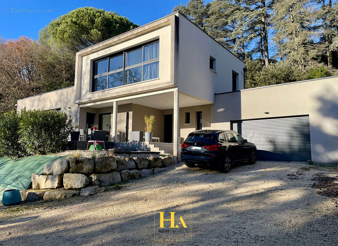 Maison Moderne avec piscine Idéalement située Montélimar - photo 9