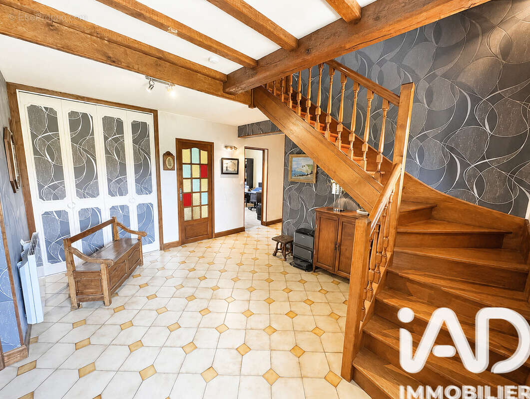 Maison 185 m² à Bellengreville  - photo 3