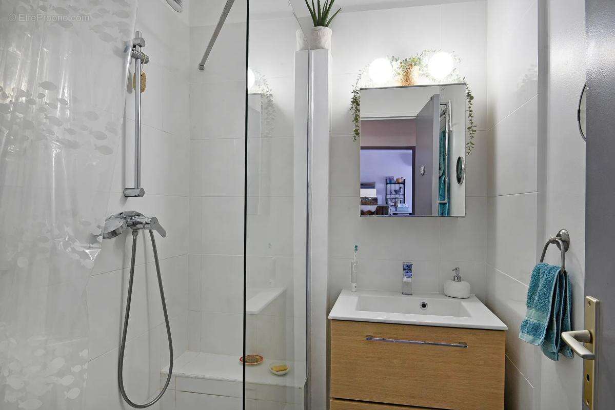 Appartement à LUNEL