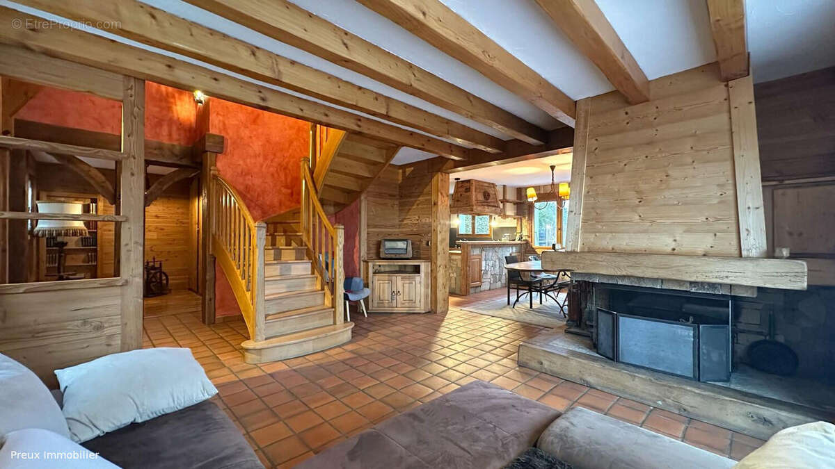 Maison à GROISY
