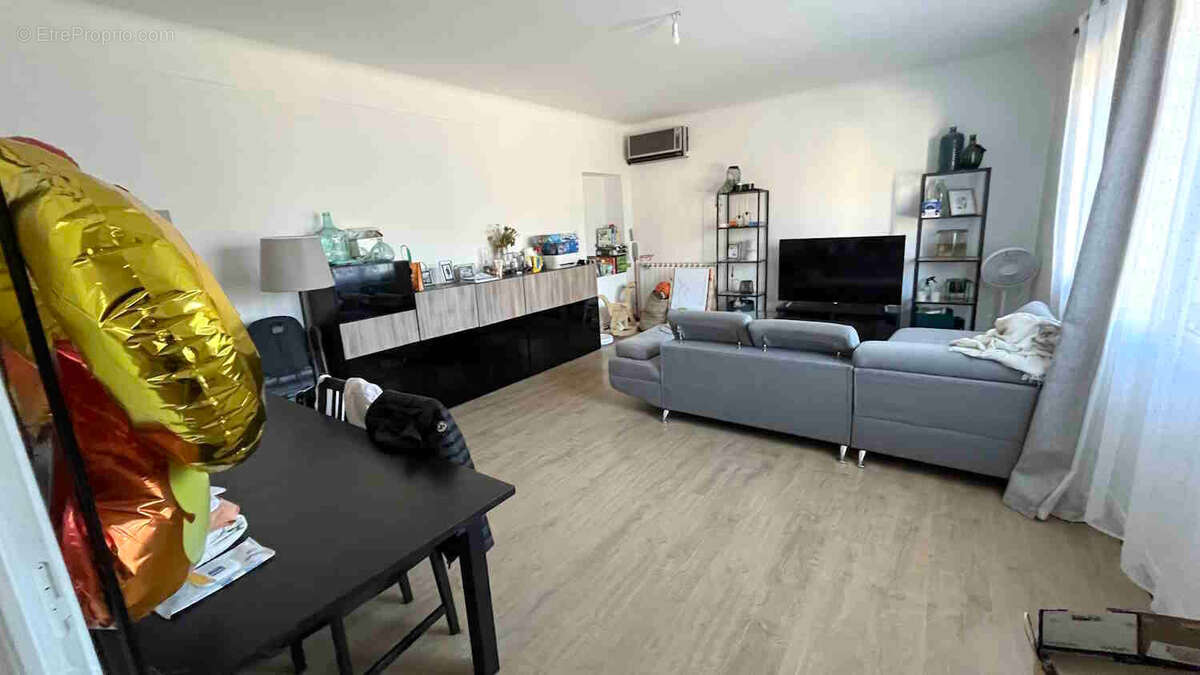 Photo 3 - Appartement à GORDES