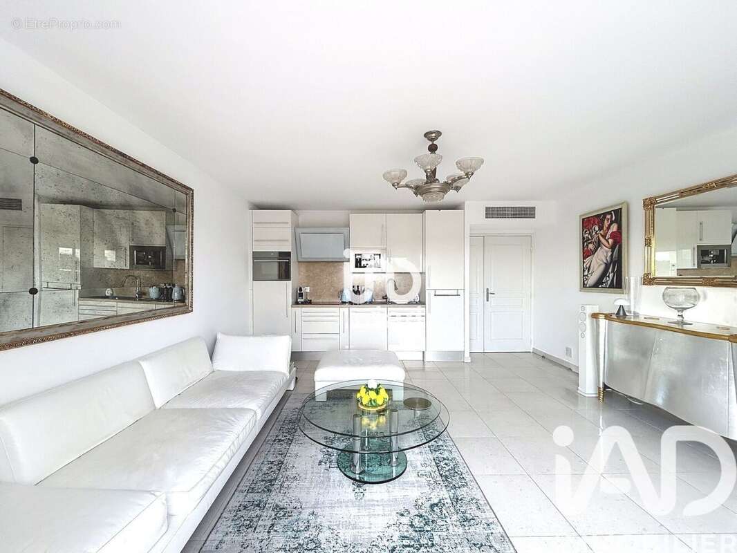 Photo 5 - Appartement à ROQUEBRUNE-CAP-MARTIN