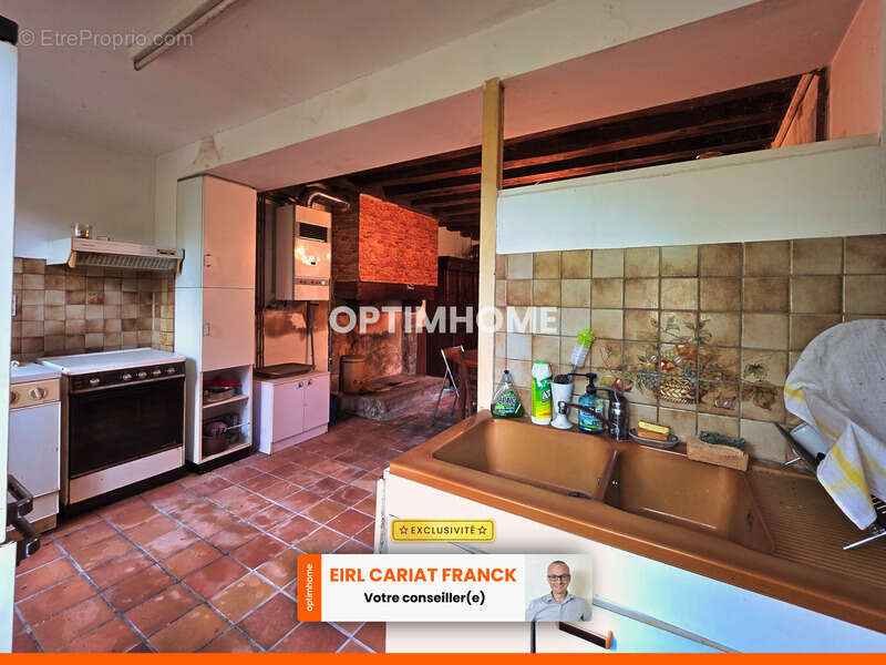 Maison à SAINT-PRIEST-LA-FEUILLE