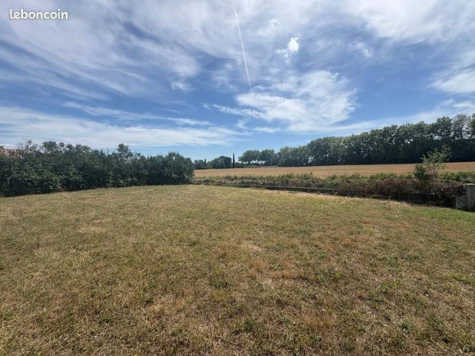 Terrain à AIROUX