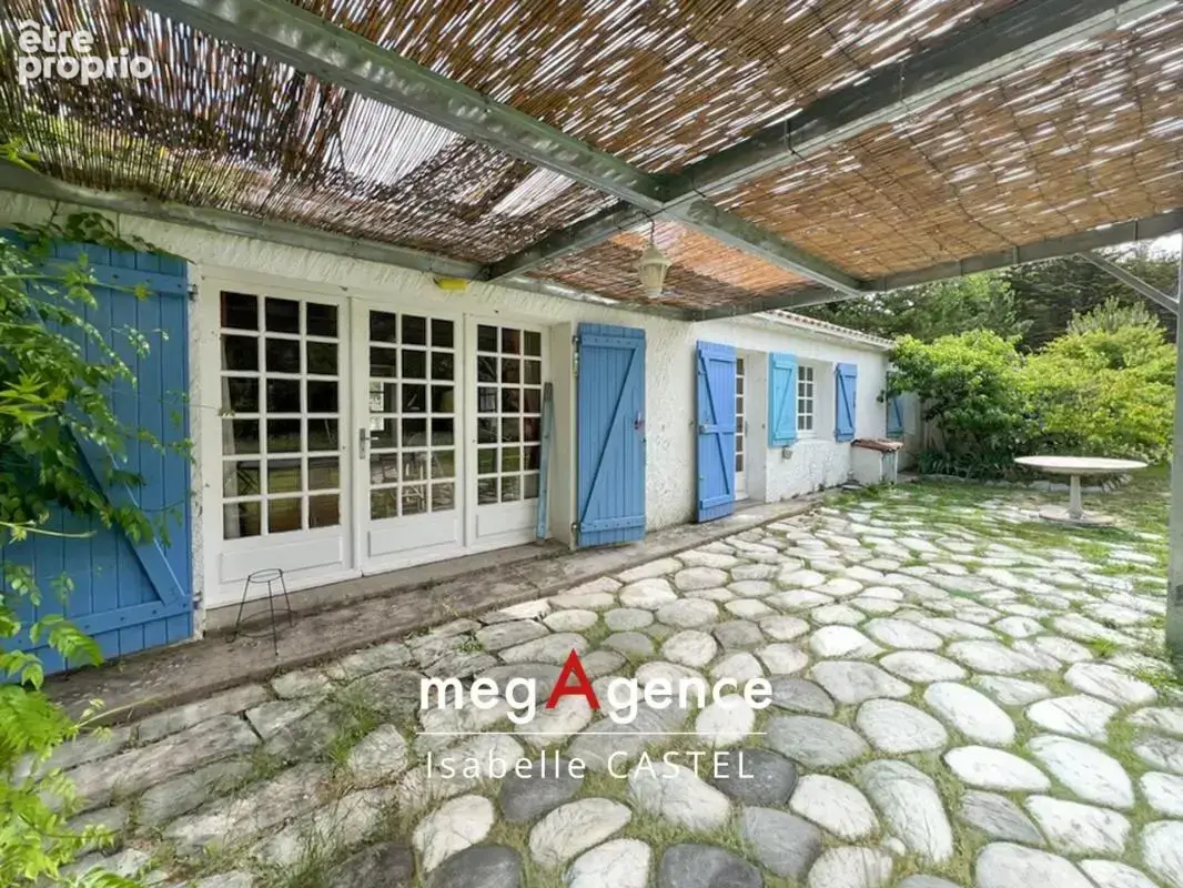 Une propriété rare à La Barre-de-Monts : 175 m² habitables, 6 500 m² de terrain et la plage accessible à pied - photo 9