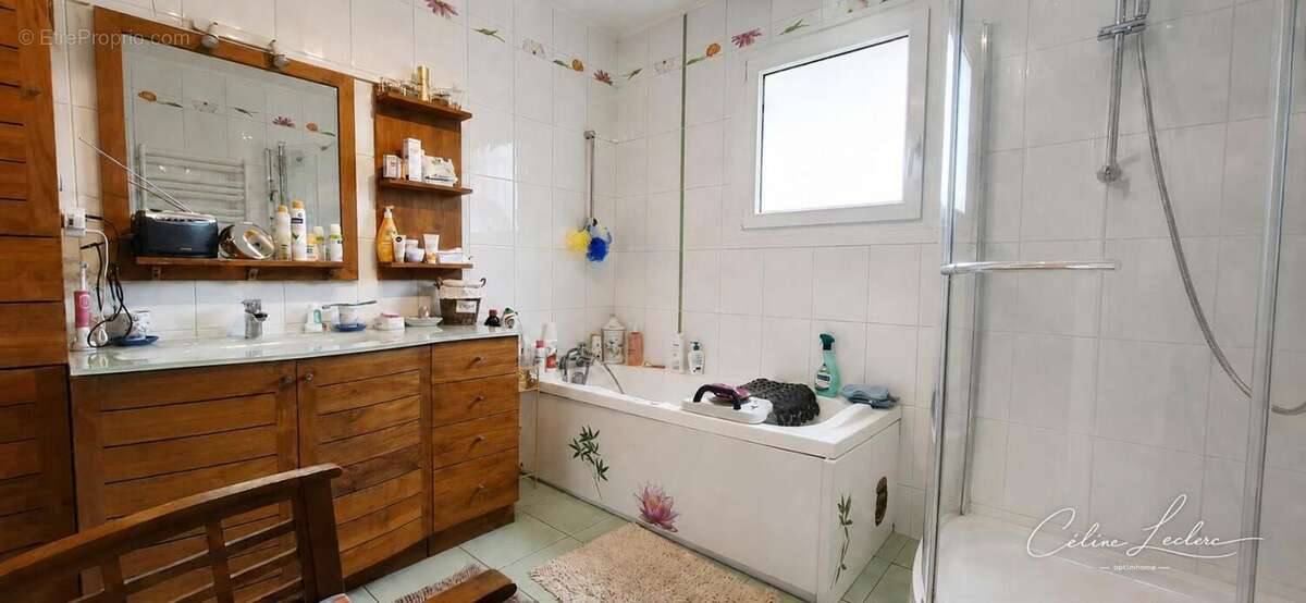 Maison individuelle - 120m2 - T5 avec piscine à Andilly (17) - photo 12