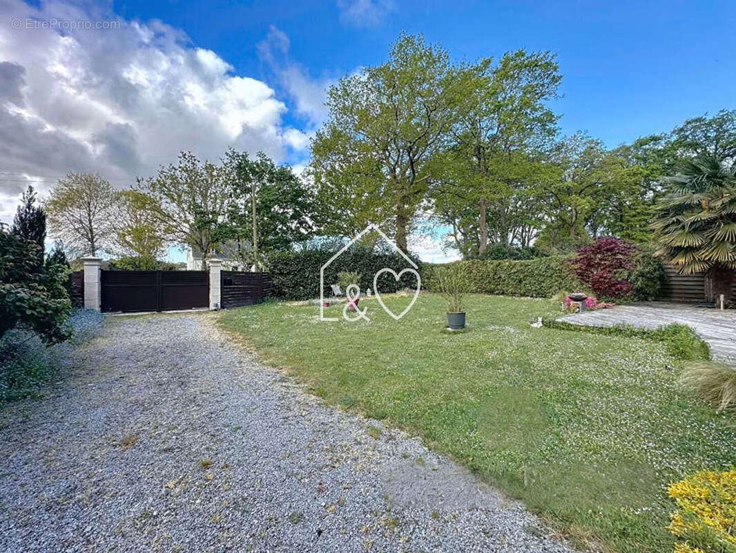 Maison à SAINT-LYPHARD