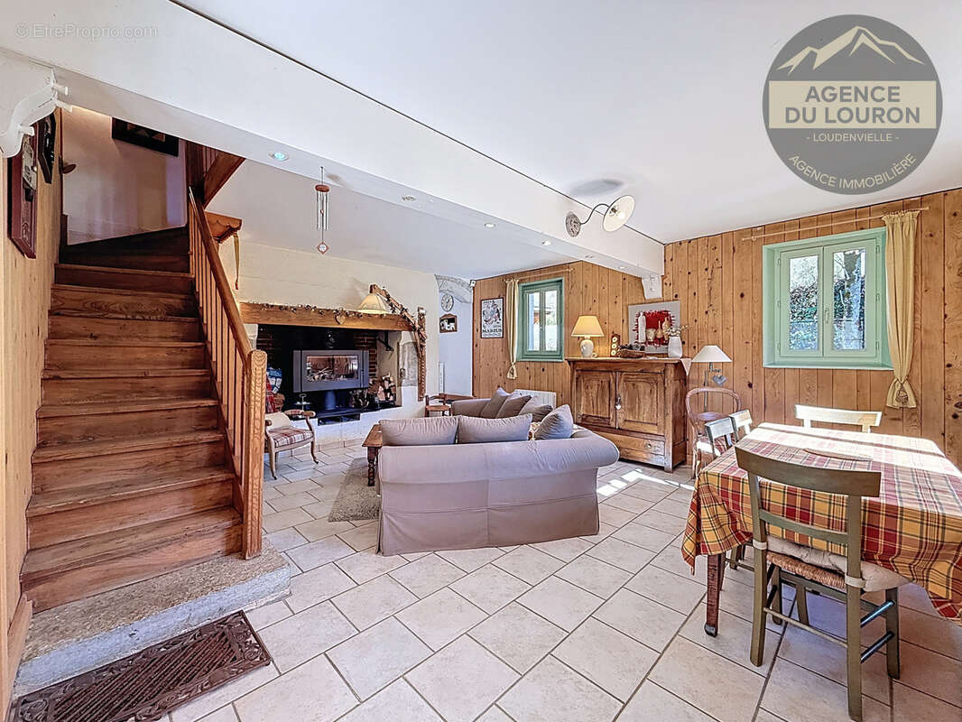 Maison à LOUDERVIELLE