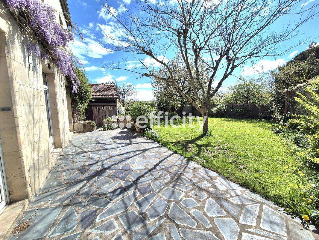 Maison 205 m² à Nonant  - photo 10