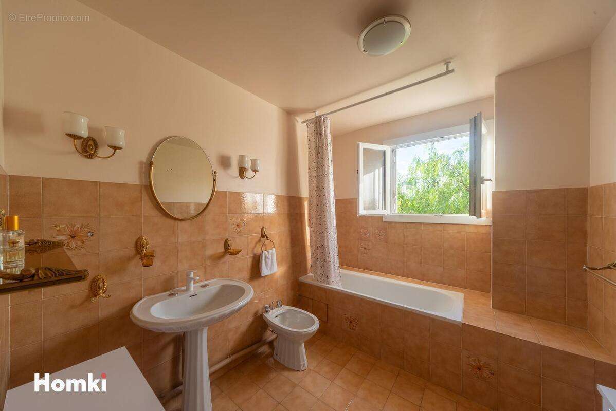 Maison à LA FARLEDE